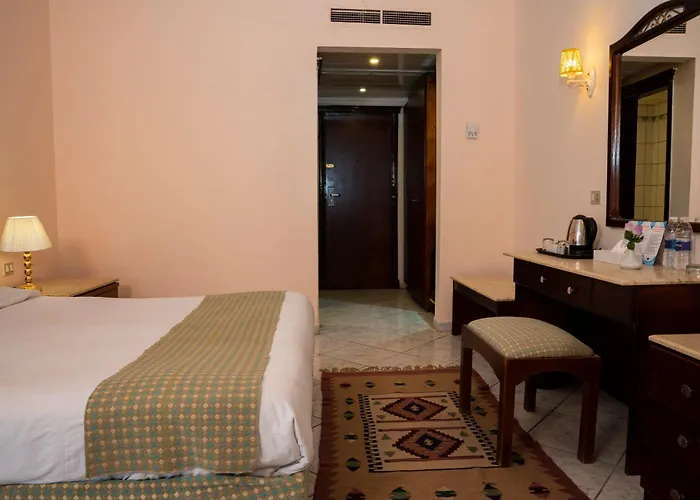 Dexon Roma Hotel Hurghada