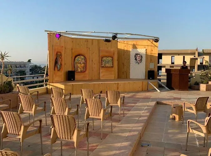 מלון Dexon Roma 3*